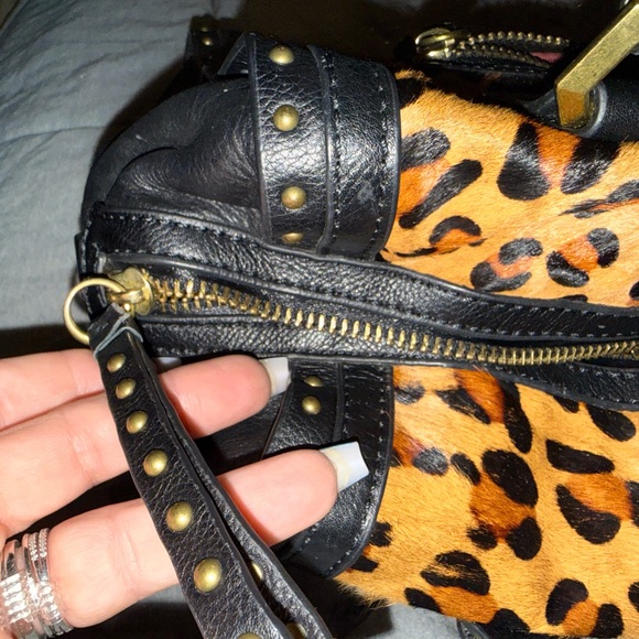 OrYANY Leopard Print Women's Bag with Black Accents - Picture 9 of 10